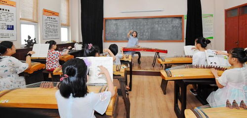 诸城市文化馆举办未成年人古筝公益培训班